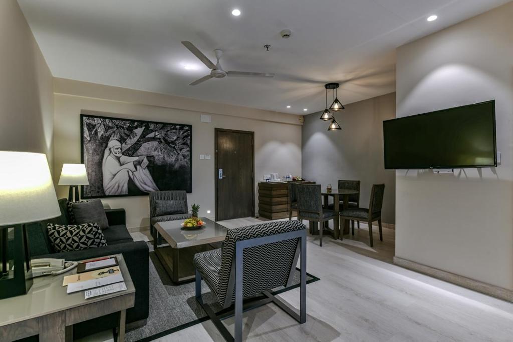 Sun-N-Sand Suites, Shirdi Ngoại thất bức ảnh
