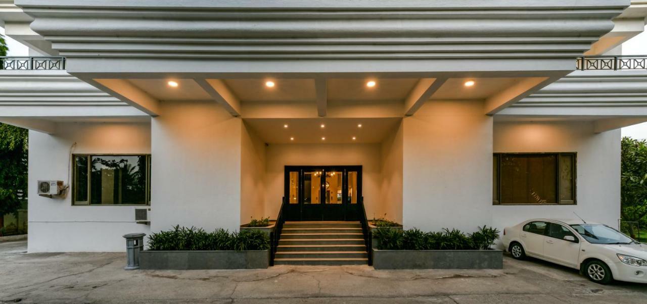 Sun-N-Sand Suites, Shirdi Ngoại thất bức ảnh